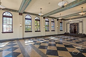 Hotel Seville