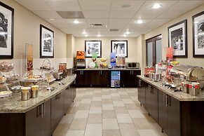 Hampton Inn & Suites Chicago/St. Charles