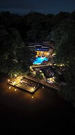 Pachira Lodge