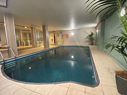 Adelaide Royal Coach