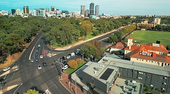 Adelaide Royal Coach