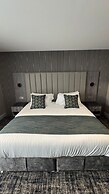 The Knowes Hotel & Restaurant