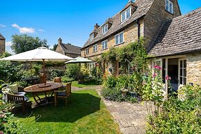 Guiting Guest House