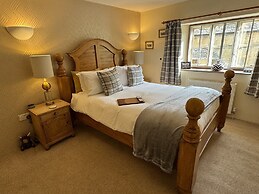 Guiting Guest House