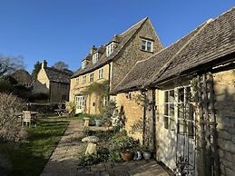 Guiting Guest House