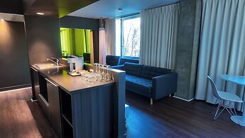 Hotel Zero 1