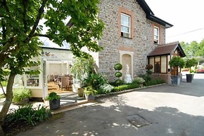 Hartnoll Hotel