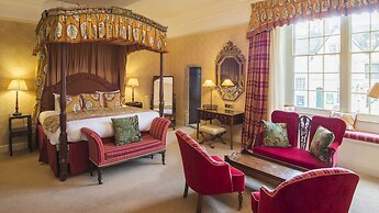 Luttrell Arms Hotel