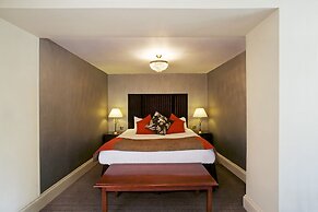Luttrell Arms Hotel