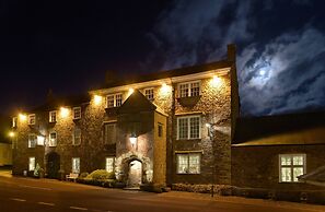 Luttrell Arms Hotel