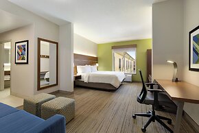 Holiday Inn Express Hotel and Suites of Opelika/Auburn by IHG