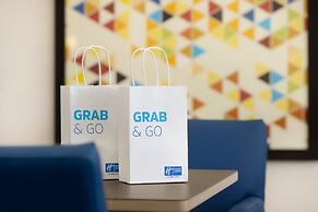 Holiday Inn Express Hotel and Suites of Opelika/Auburn by IHG