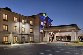 Holiday Inn Express Hotel and Suites of Opelika/Auburn, an IHG Hotel