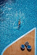 Hotel Baraquda Pattaya By Heeton