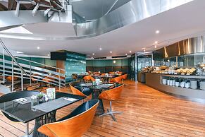 Hotel Baraquda Pattaya By Heeton