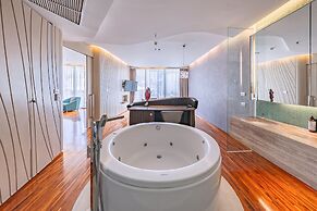 Hotel Baraquda Pattaya By Heeton