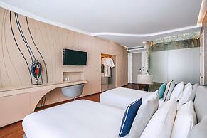 Hotel Baraquda Pattaya By Heeton