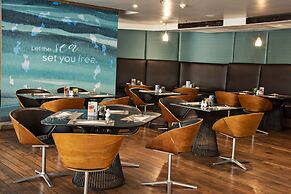 Hotel Baraquda Pattaya By Heeton