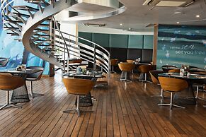 Hotel Baraquda Pattaya By Heeton