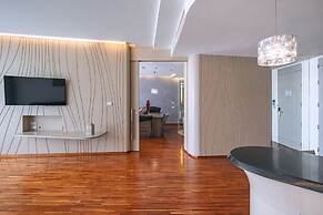 Hotel Baraquda Pattaya By Heeton