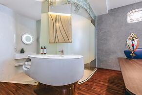 Hotel Baraquda Pattaya By Heeton