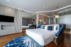 Hotel Baraquda Pattaya By Heeton