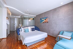 Hotel Baraquda Pattaya By Heeton
