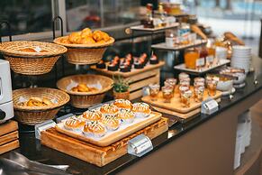 Hotel Baraquda Pattaya By Heeton