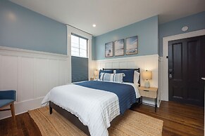 BytheSea Inn