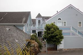 BytheSea Inn