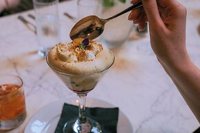 Apex Waterloo Place Hotel