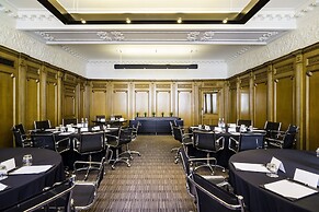 Apex Waterloo Place Hotel