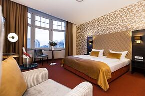 Hotel Royal International