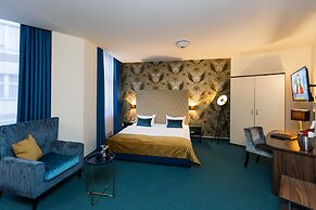 Hotel Royal International