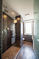 Pakat Suites