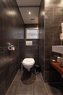 Pakat Suites