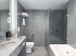 Mantra Melbourne Airport