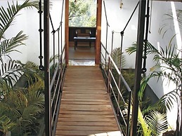 T And U Leisure Hotel