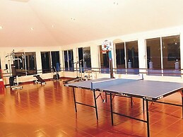 T And U Leisure Hotel