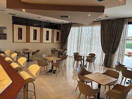 Achillio Hotel