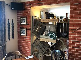 The Mortimer Arms