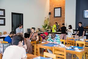 Sugar Palm Grand Hillside