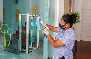 Sugar Palm Grand Hillside