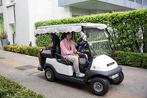 Sugar Palm Grand Hillside