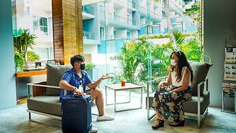 Sugar Palm Grand Hillside