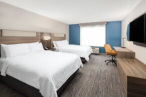 Holiday Inn Express & Suites Green Bay East by IHG
