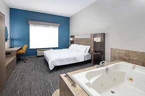 Holiday Inn Express & Suites Green Bay East by IHG