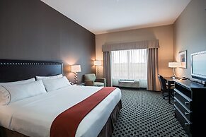 Holiday Inn Express & Suites Green Bay East by IHG