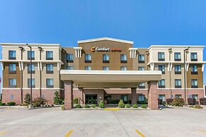 Comfort Suites Hopkinsville near Fort Campbell