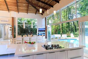 Le Cameleon Puerto Viejo